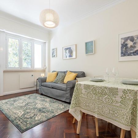Casa Do Largo - Cozy Apartment In The City Center & With Ac Lisboa Ngoại thất bức ảnh